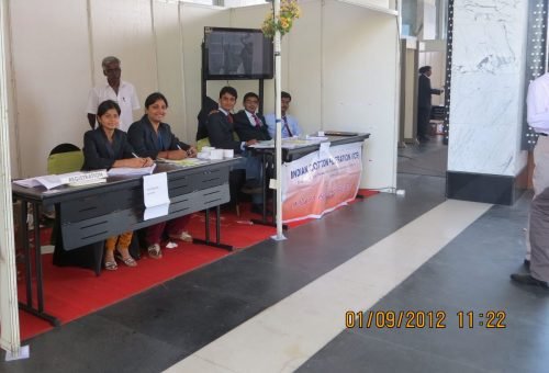 PSGCAS-Students-at-registration-of-conference924